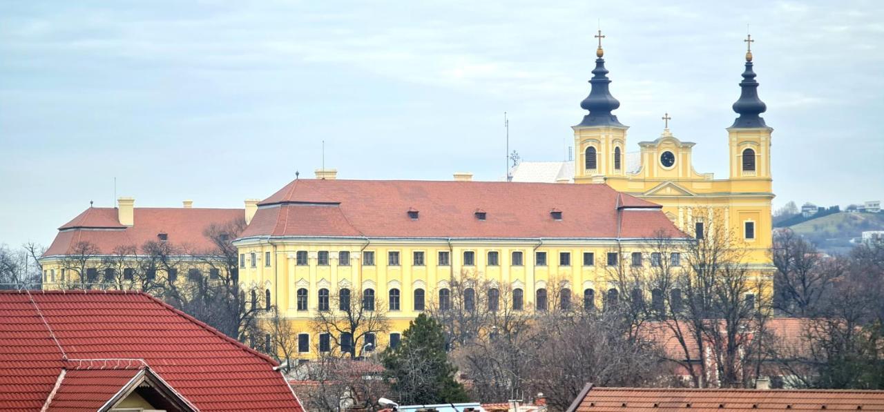Moma Central Oradea Exterior photo